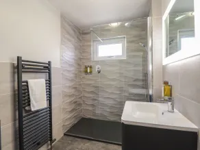 The Hideout - Bathroom