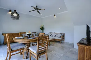 Desa Swan Villas & SPA, Keramas - Room