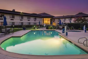 Holiday Inn Express Walnut Creek by IHG - Piscina