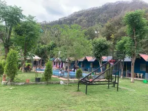 Hills Queen Resort & Camping - Piscina