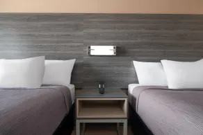 Baymont by Wyndham Commerce GA Near Tanger Outlets Mall - Chambre