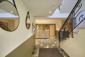 Hôtel Eliova l'Eau Vive - Rezeption