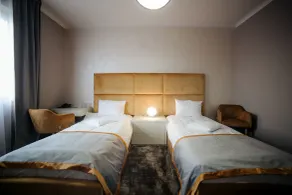 Royal Class Hotel - Room