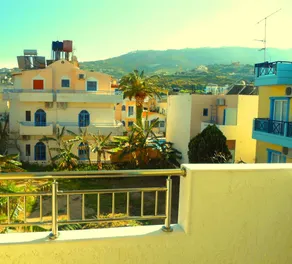 Apollonia Apartments - Vue de la chambre