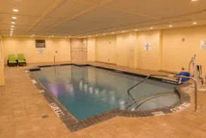 Holiday Inn Trophy Club by IHG - Piscine