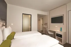 Super 8 by Wyndham Mainz Zollhafen - Room