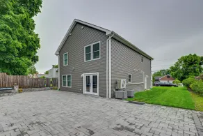 Walk to Train! Updated Apt in Huntington Station - Interiør