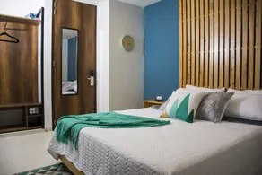 Kapital Suites - Chambre