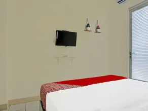 Skyland Podomoro Golf View Apartemen - Chambre