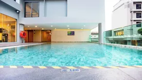 Holiday Inn Express & Suites Bangkok Central Pier by IHG - Pool