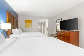 Comfort Inn Near Six Flags St Louis - Chambre