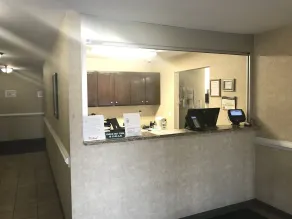 Red Roof Inn & Suites Dickinson - Réception