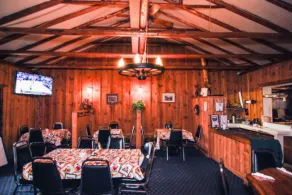 White Horse Hotel-Hostel - Restaurant
