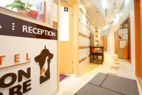 Pigeon Square Rooms - Reception