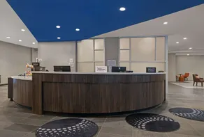 Home2 Suites by Hilton Milwaukee Downtown - Réception