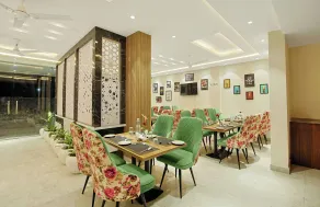 Veda Inn By Casa Ekam - Restaurant