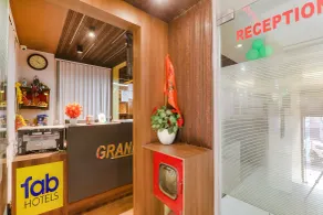 Via Grand Inn - Réception