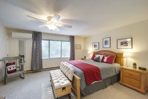 Walk to Ski & Golf: Sugar Mountain Condo! - Interiör