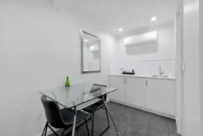 Hamilton Lonsdale Motel - Room