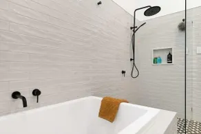 The Indooroopilly Queenslander 4BDR Home - Bagno