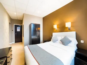 OYO Hotel Majestic - Rum