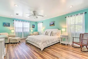Charming Home: 2 Mi to Dtwn Defuniak Springs! - Værelse