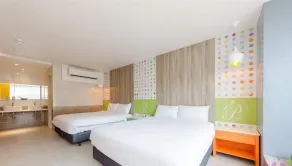 P&E Hotel - Room