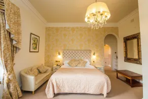 The Upper House - Room