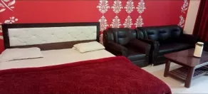 Hotel Omkaar and Restaurant - Chambre