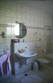 Hotel Restaurant Bieberstuben - Badezimmer