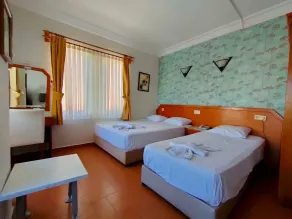 Gülizar Hotel Konyaaltı - Room