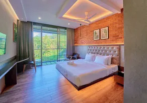 The Saray Munnar Luxury Resort with Pool by VOYE HOMES - Room