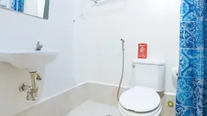 RedDoorz Premium @ SMDC Fairview 2 - Baño