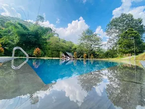 EllaCrest by Aloft - Pool
