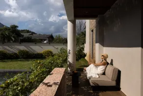 ANALO Resort Hotel - Ausblick vom Zimmer