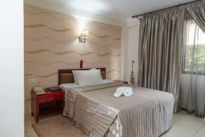 Sunlodge Hotel - Room