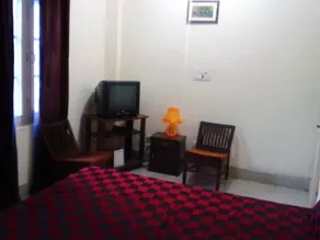 Hotel Thamsar - Room