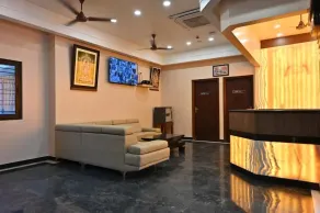 Majestic Grand Madurai - Near Aravind Eye Hospital - Lobby