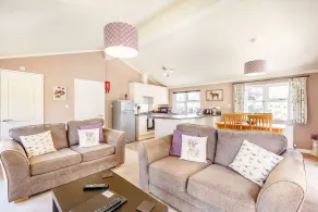 Lavender Lodge - Interior