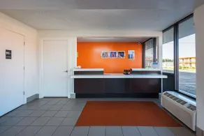 Studio 6 Suites Perry, GA - Hall