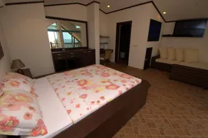 Beachfront Oasis with Private Pool and Jacuzzi on Samuis Bang Por Beach - Room