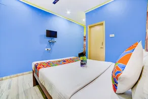 FabHotel Nest - Room