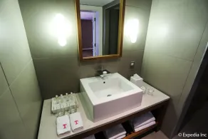 Tigerlily - Bathroom