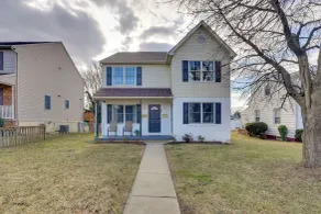 Walk to Fairgrounds! Hagerstown Townhome w/ Deck - Innvendig