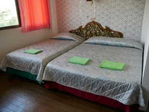 Royal Jommanee Hotel - Chambre