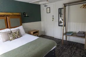 Royal Oak - Room