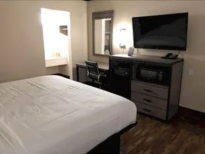 Travelers Inn & Suites - Zimmer