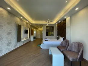 Parth King Resort Tarapith A Unit of Prattay Infratech Private Limited - Room