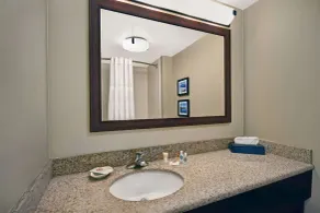 Comfort Inn & Suites Wilton - Baño