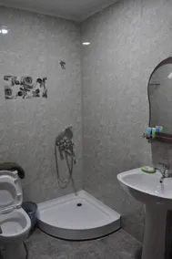 La Deka Guesthouse - Bathroom